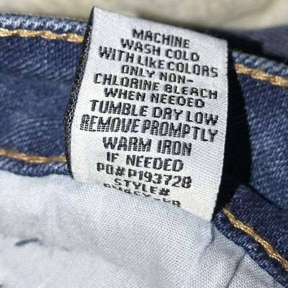 Almost Famous Jeans, Vintage Mom, Sz 7, Distressed - Picture 16 of 16